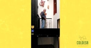 Elevador Cabina media residencial especial