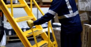 Escalera tipo avión certificada